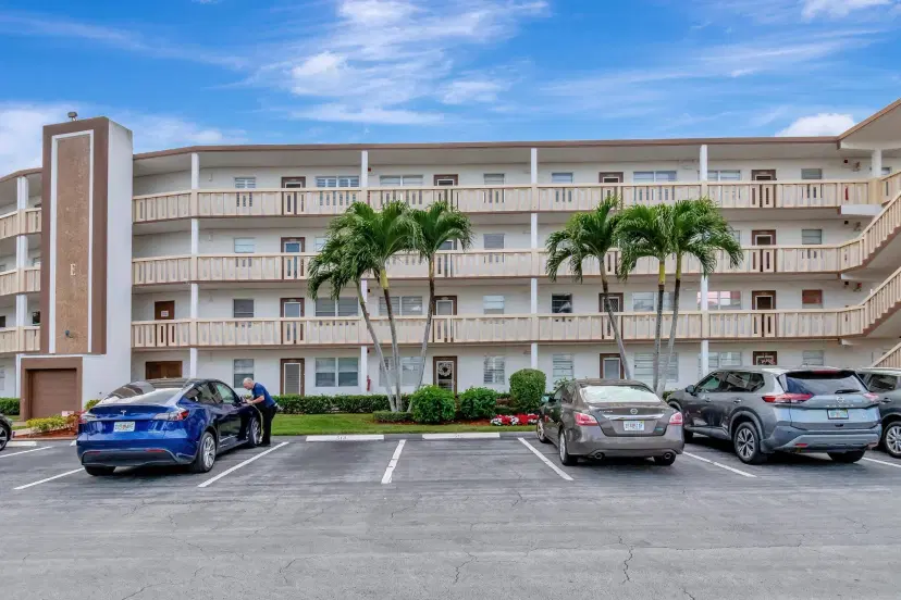 Picture of 2077 Guildford E, Boca Raton FL 33434
