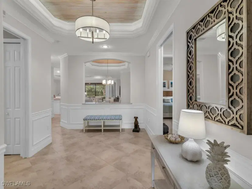 Picture of 2962 Aviamar Cir, Naples FL 34114