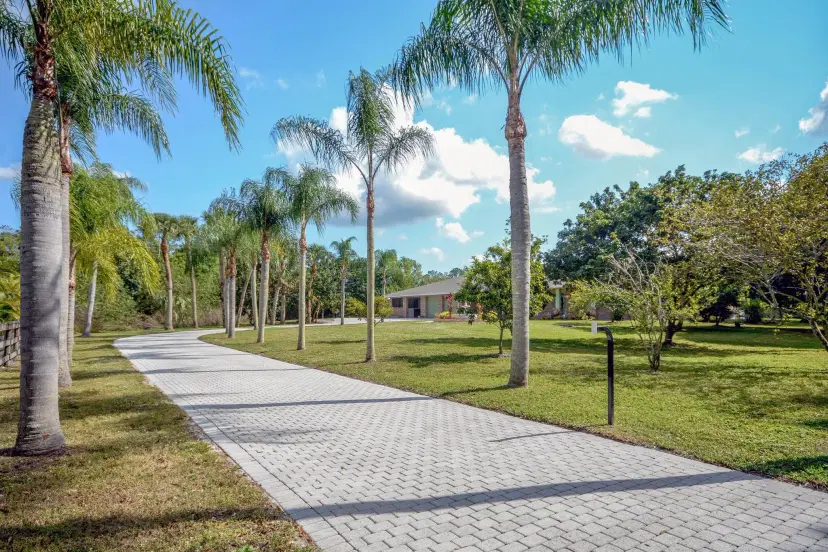 Picture of 10534 Dogwood Trail, Jupiter FL 33478