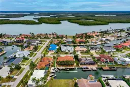 Picture of 184 Hollyhock Ct, Marco Island, FL 34145