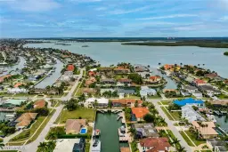 Picture of 184 Hollyhock Ct, Marco Island, FL 34145