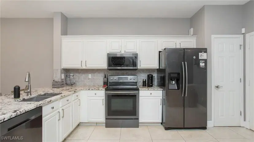 Picture of 15587 Marcello Cir 144, Naples FL 34110