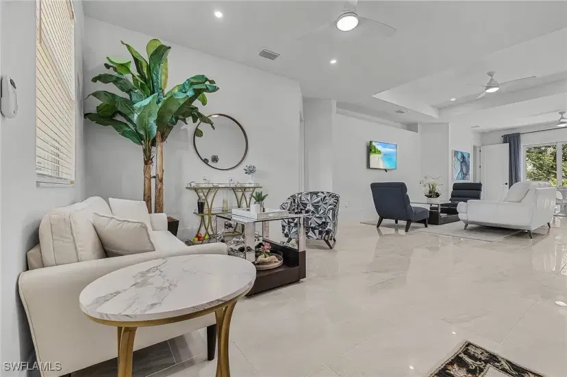 Picture of 2499 Pine St, Naples FL 34112