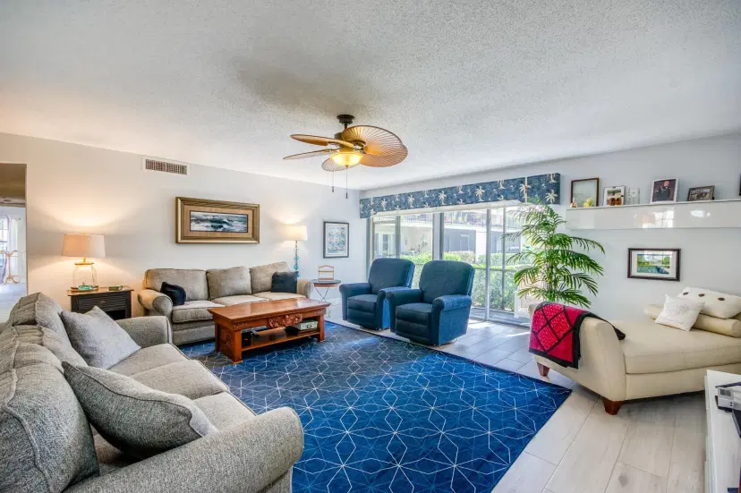 Picture of 18460 SE Wood Haven Lane D, Jupiter FL 33469