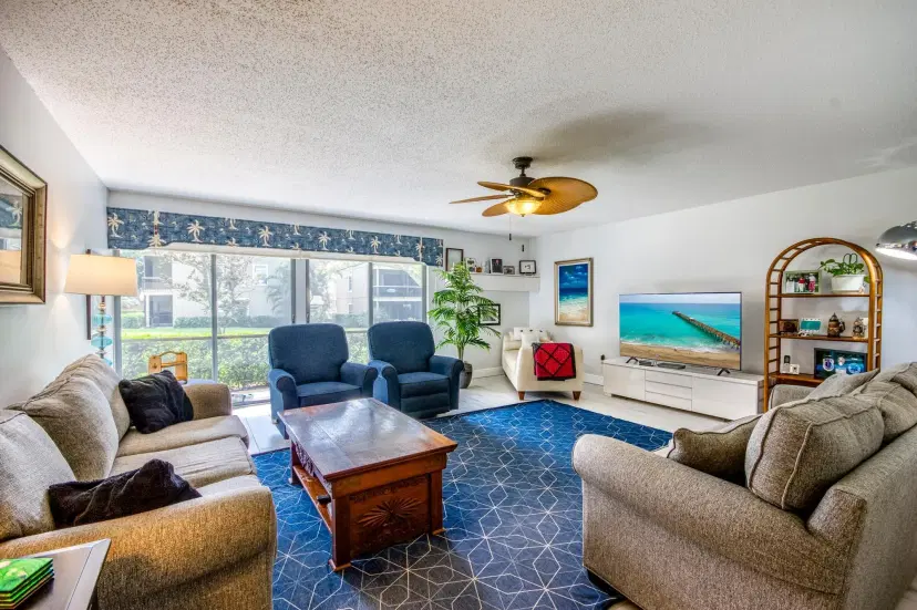 Picture of 18460 SE Wood Haven Lane D, Jupiter FL 33469