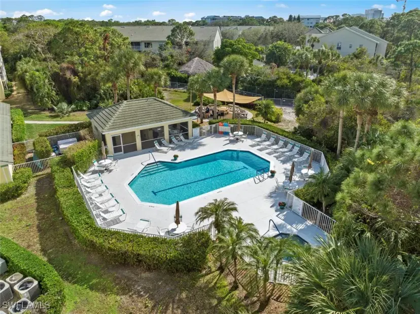 Picture of 15495 Cedarwood Ln 103, Naples FL 34110
