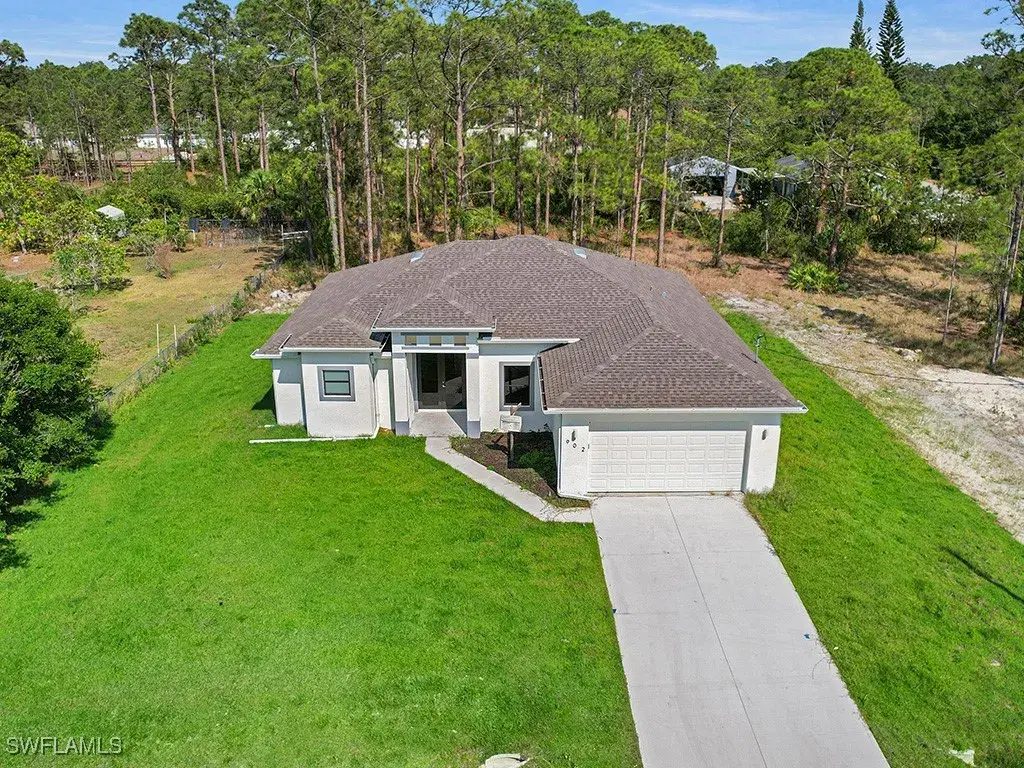Picture of 902 Williams Ave, Lehigh Acres, FL 33972