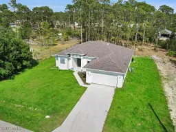 Picture of 902 Williams Ave, Lehigh Acres, FL 33972