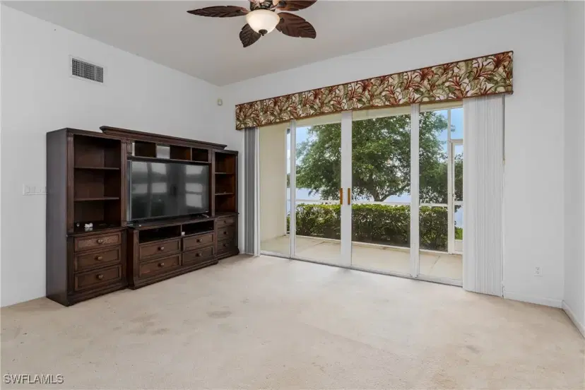 Picture of 25061 Peacock Ln 102, Naples FL 34114
