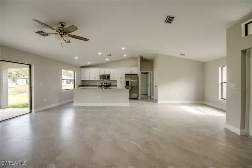 Picture of 4114 2Nd St Sw, Lehigh Acres FL 33976