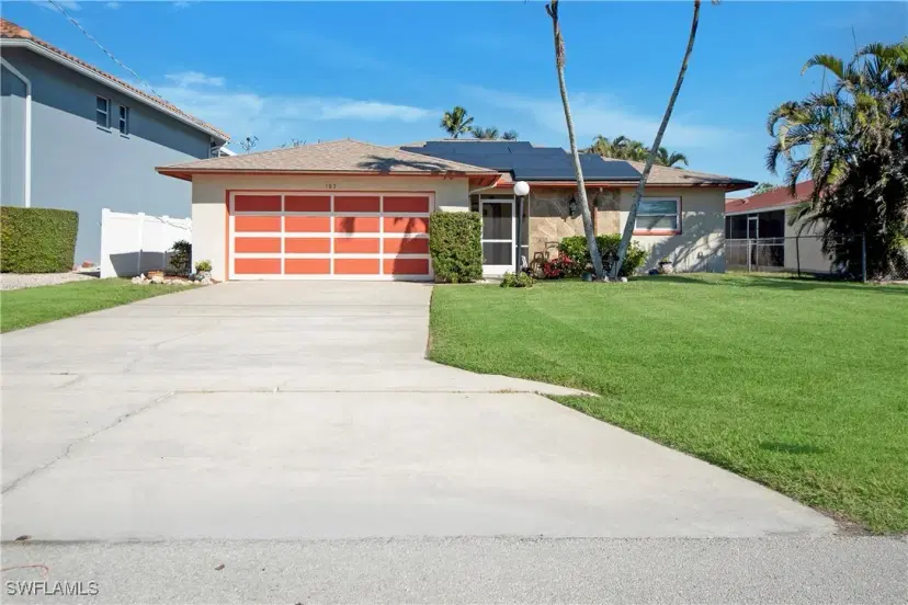 Picture of 105 Jamaica Dr, Naples FL 34113
