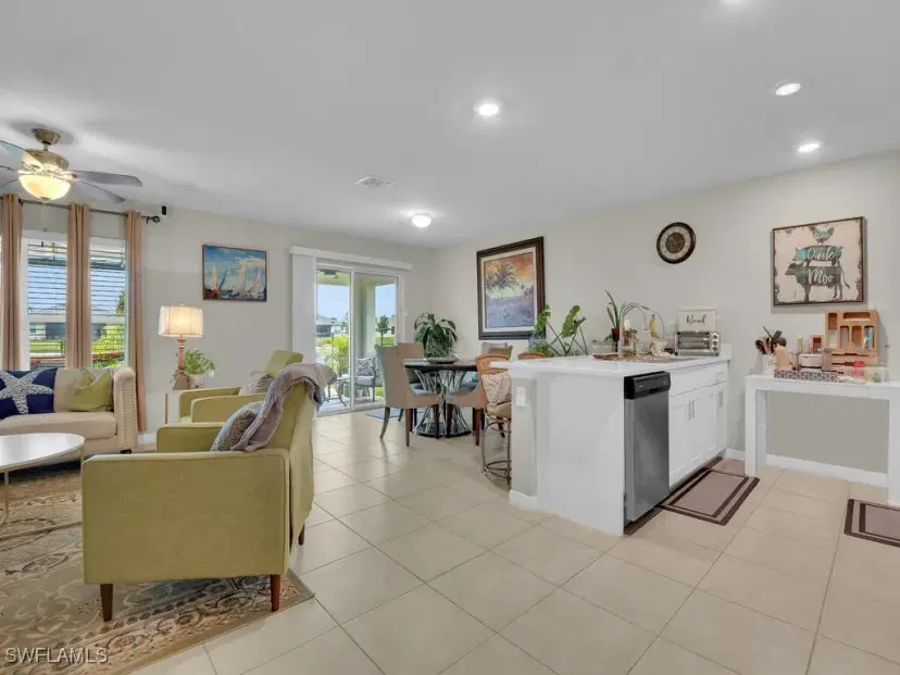 Picture of 10545 Crossback Ln, Lehigh Acres FL 33936