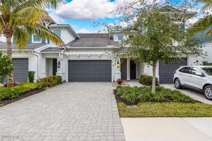 Picture of 2555 Seychelles Dr 406, Naples FL 34112