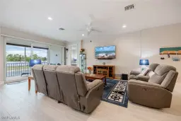 Picture of 2555 Seychelles Dr 406, Naples, FL 34112