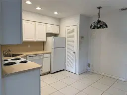 Picture of 2175 NE 56Th St 105, Fort Lauderdale, FL 33308