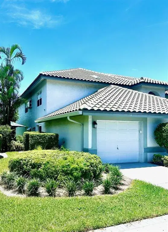 Picture of 11698 Briarwood Cir 1, Boynton Beach FL 33437