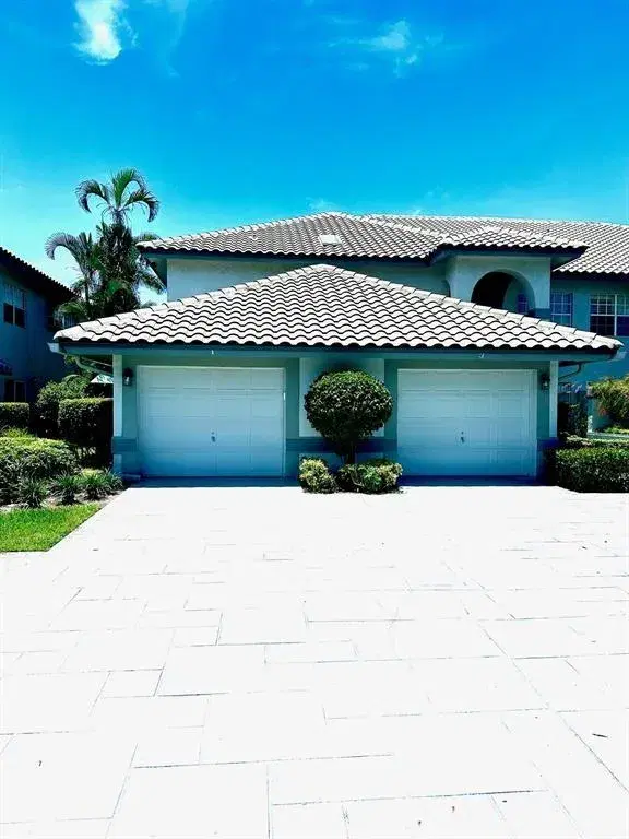 Picture of 11698 Briarwood Cir 1, Boynton Beach FL 33437