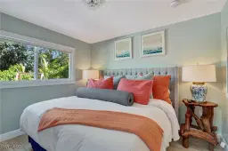Picture of 1387 28Th Ave N, Naples, FL 34103