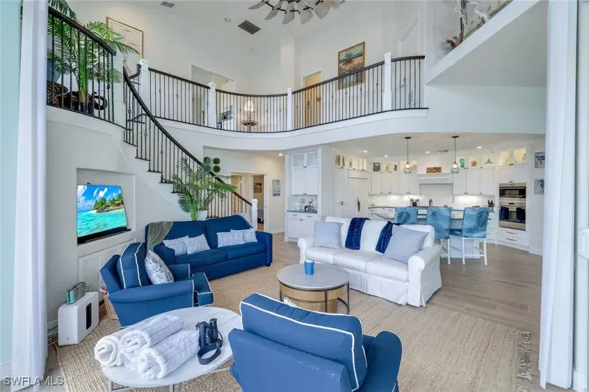 Picture of 650 Rockport Ct, Marco Island FL 34145