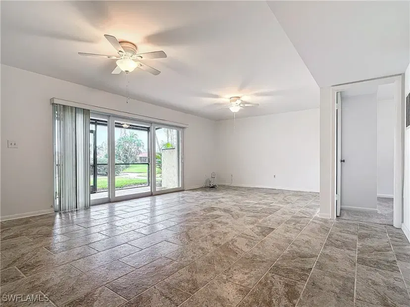 Picture of 185 Palm Dr K, Naples FL 34112