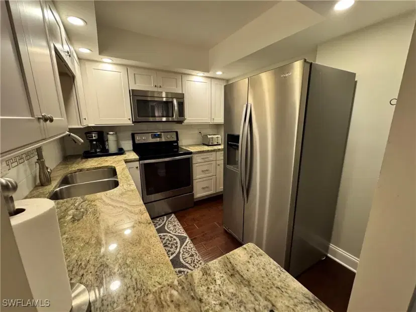 Picture of 3490 N Key Dr 203, North Fort Myers FL 33903