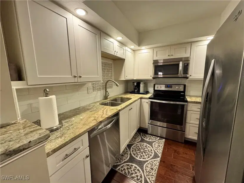 Picture of 3490 N Key Dr 203, North Fort Myers FL 33903