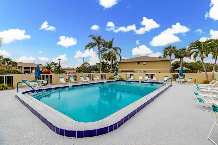 Picture of 1552 SE Royal Green Circle 102, Port St Lucie FL 34952