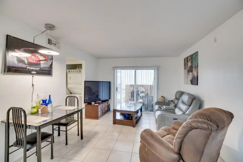 Picture of 1552 SE Royal Green Circle 102, Port St Lucie FL 34952