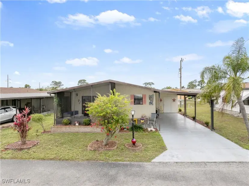 Picture of 9104 Flamingo Cir, North Fort Myers FL 33903