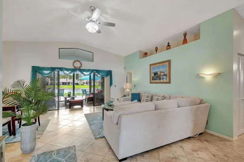 Picture of 8451 Compass Drive, Boynton Beach FL 33436