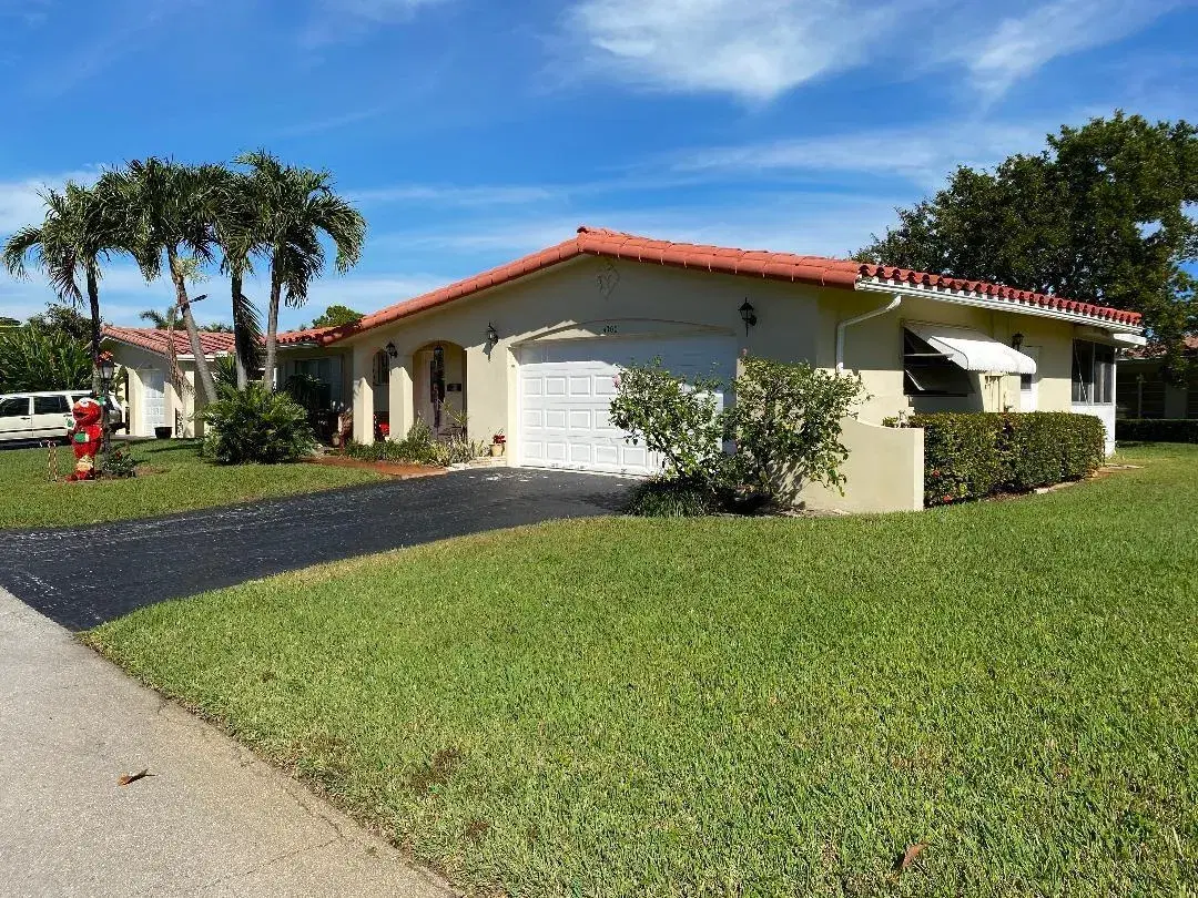 Picture of 4300 NW 12Th Ave, Deerfield Beach, FL 33064
