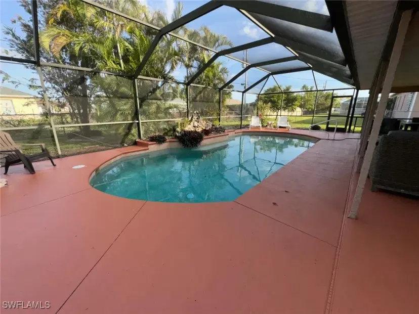 Picture of 313 SE 16Th Pl, Cape Coral FL 33990