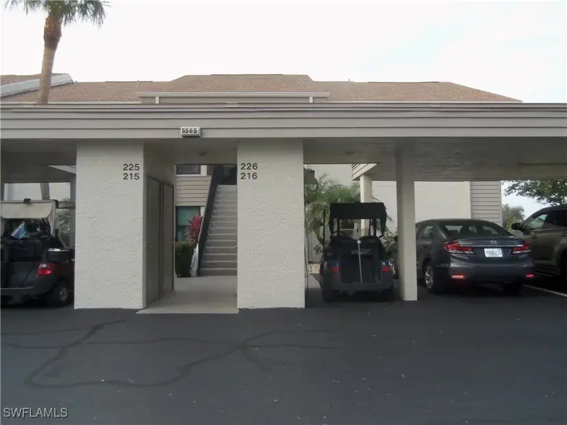 Picture of 5565 Trailwinds Dr 216, Fort Myers FL 33907