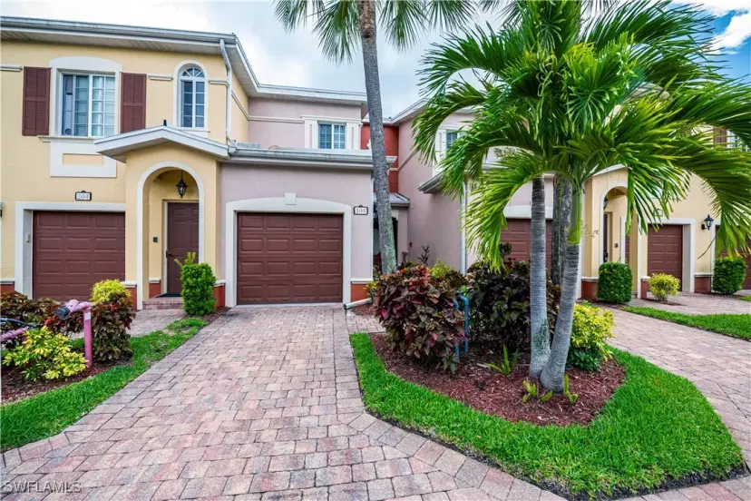 Picture of 20131 Estero Gardens Cir 104, Estero FL 33928