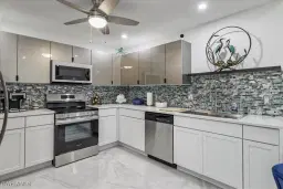 Picture of 17310 Timber Oak Ln, Fort Myers, FL 33908