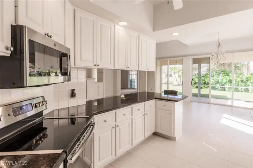 Picture of 4432 Prescott Ln, Naples FL 34119