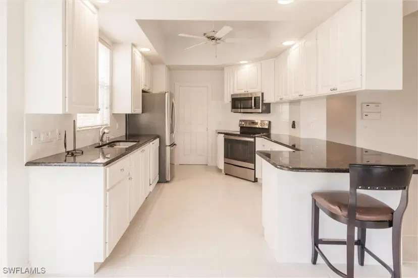 Picture of 4432 Prescott Ln, Naples FL 34119