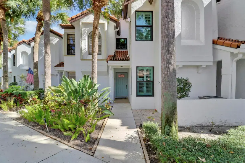 Picture of 2319 Treasure Isle Drive 50, Palm Beach Gardens FL 33410