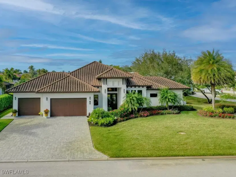 Picture of 161 Cays Dr, Naples FL 34114
