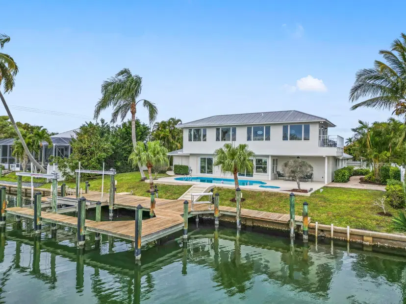 Picture of 25 Park Avenue, Vero Beach FL 32960
