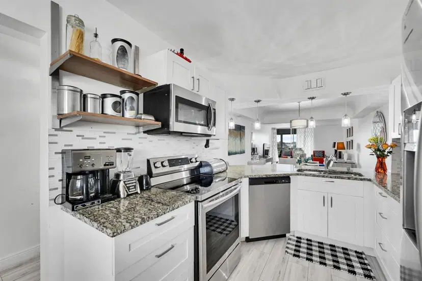 Picture of 23277 Barwood Lane 403, Boca Raton FL 33428