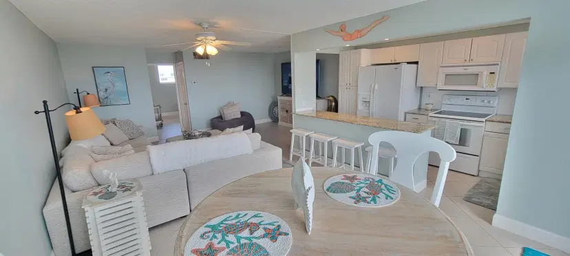 Picture of 104 Paradise Harbour 505 Boulevard 505, North Palm Beach FL 33408