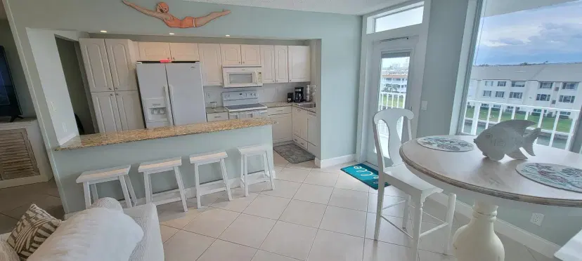 Picture of 104 Paradise Harbour 505 Boulevard 505, North Palm Beach FL 33408