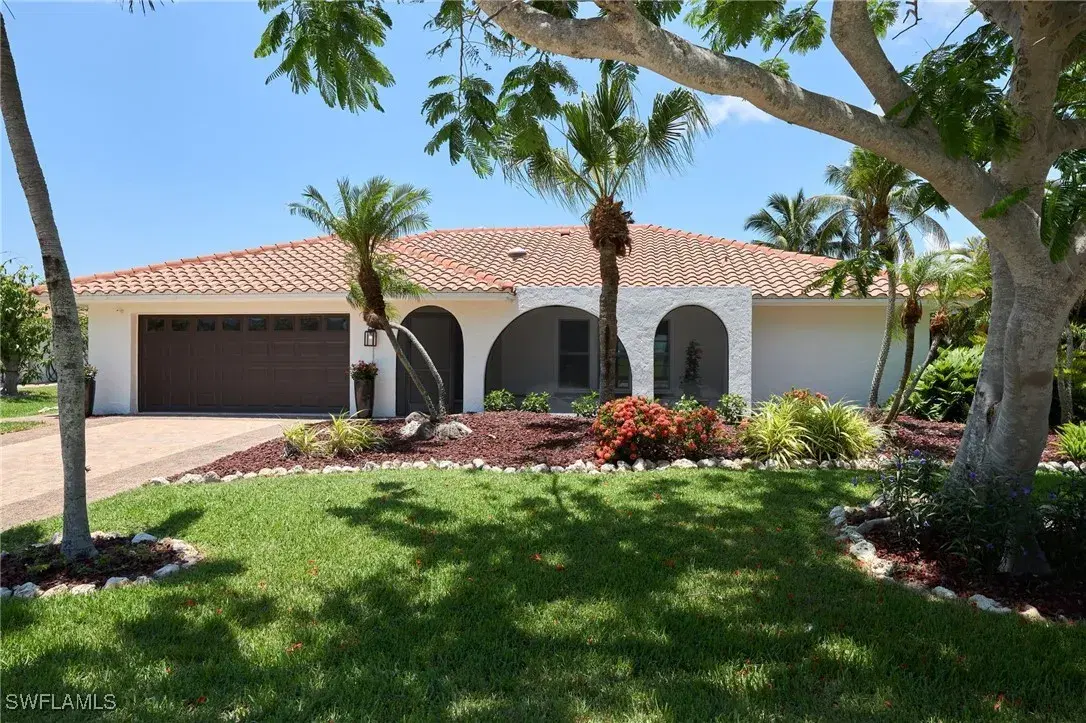 Picture of 1105 Sand Castle Rd, Sanibel, FL 33957