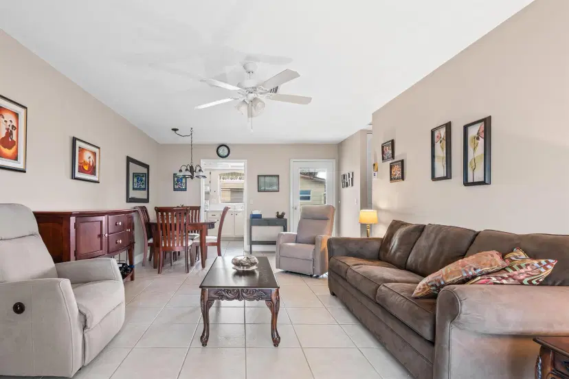 Picture of 2822 Crosley Drive W B, West Palm Beach FL 33415