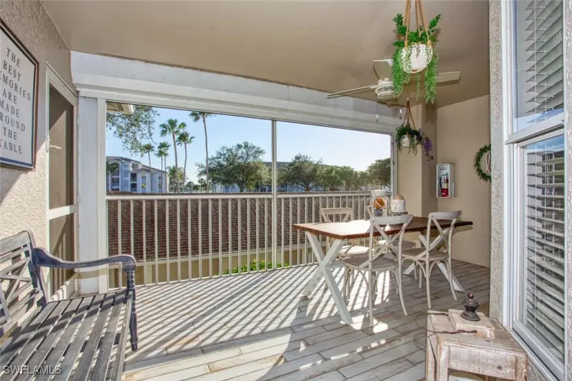 Picture of 8099 Queen Palm Ln 226, Fort Myers FL 33966