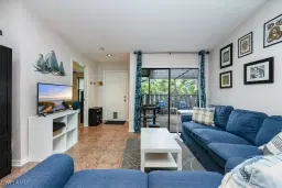 Picture of 1040 Oak Forest Dr 18-7, Naples, FL 34104