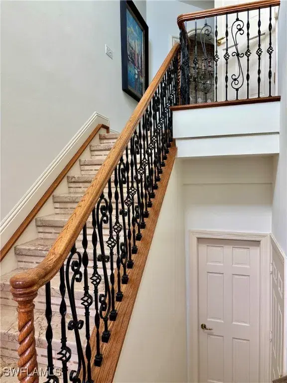 Picture of 155 Colonade Cir 1003, Naples FL 34103