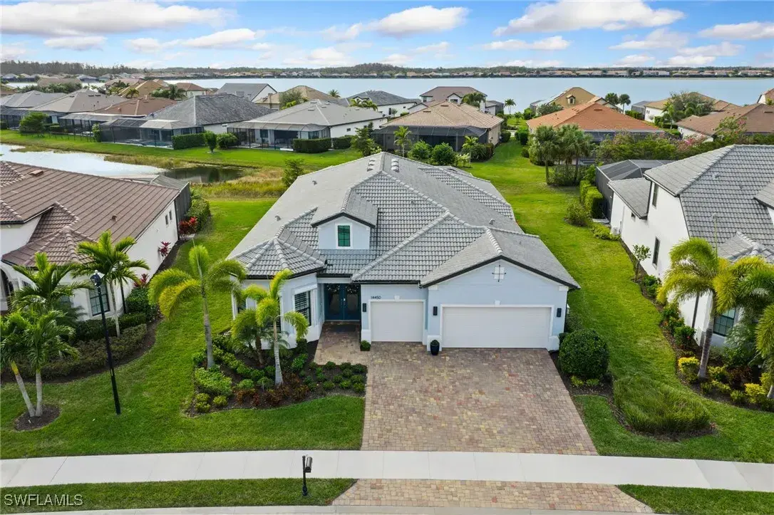 Picture of 14450 Pine Hollow Dr, Estero, FL 33928