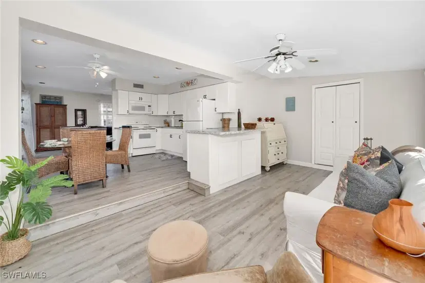 Picture of 3758 12Th St N, Naples FL 34103